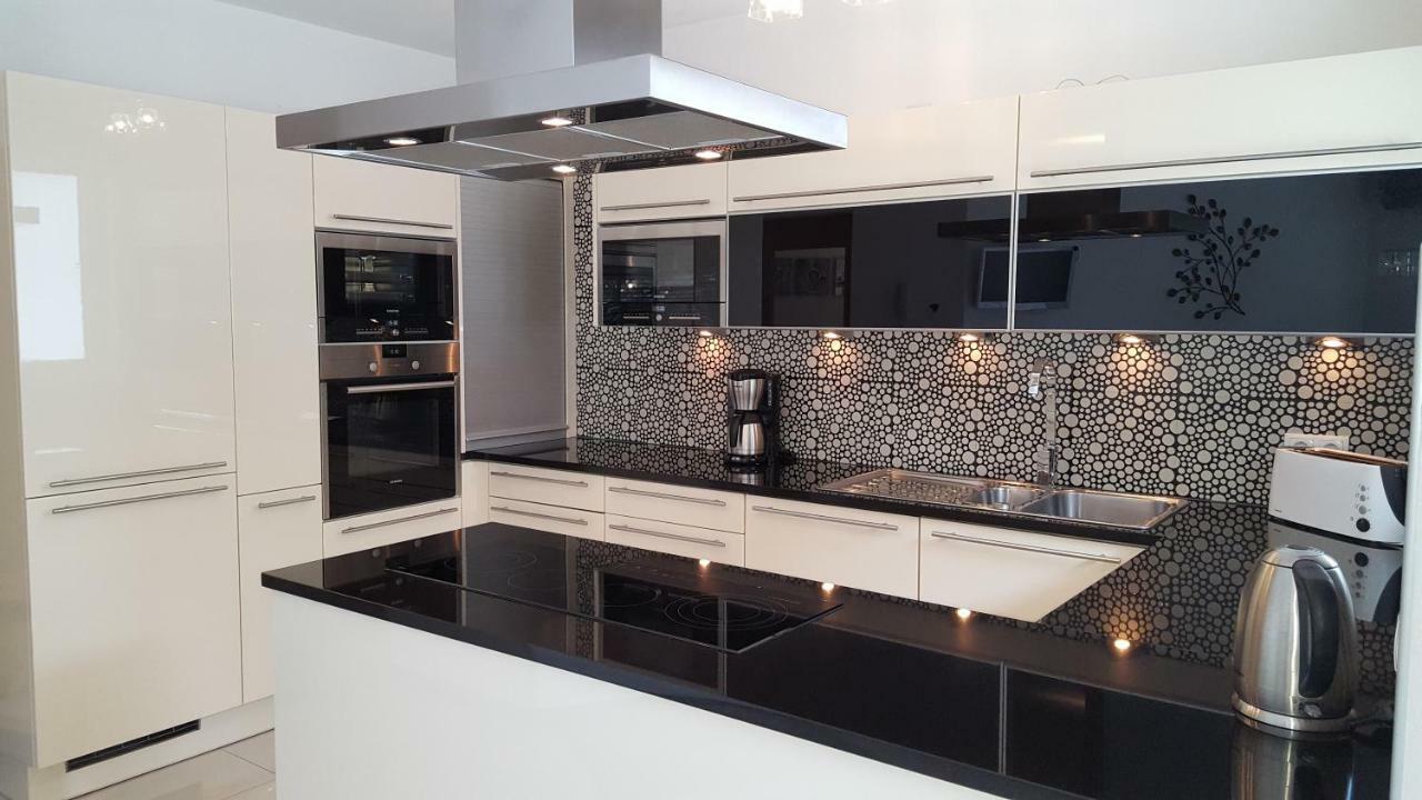 Haus Alp Deluxe Apartment แลงเงนเฟลด์ ภายนอก รูปภาพ